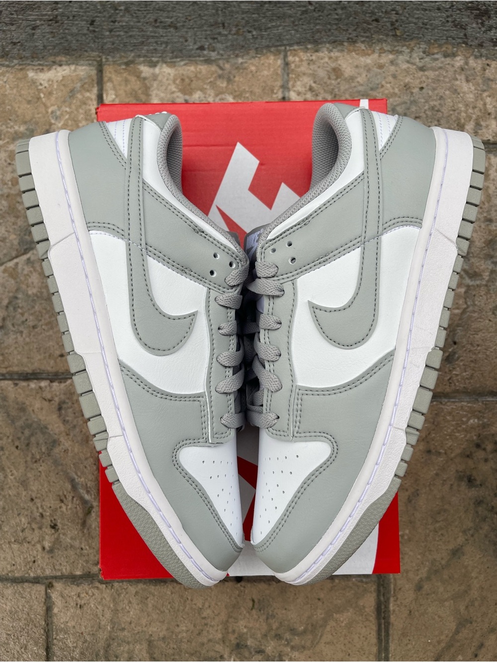Nike Dunk Low ‘Light Smoke Grey’